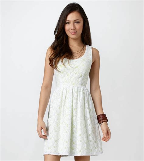 american eagle white floral dress